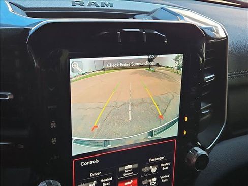 Used 2021 RAM 1500 Laramie w/ Sport Appearance Package AWD/4WD image 14