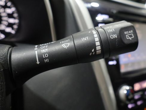 Used 2018 Nissan Murano SV AWD/4WD image 36