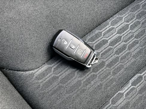 Used 2025 RAM 1500 Big Horn image 29