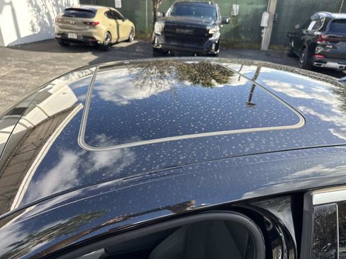 Certified 2025 BMW 330i xDrive Sedan w/ Premium Package image 32