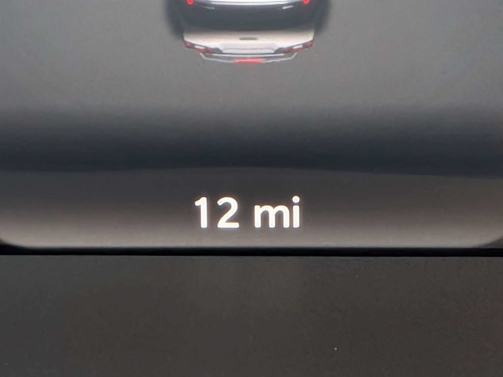 New 2026 Jeep Cherokee Overland w/ Advanced Pro Tech Group AWD/4WD image 28