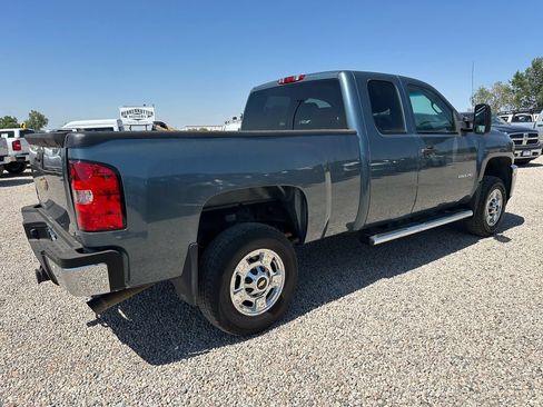 Used 2013 Chevrolet Silverado 2500 LT w/ Interior Plus Package AWD/4WD image 12