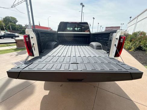 New 2025 GMC Sierra 2500 Denali w/ Denali Reserve Package AWD/4WD image 38