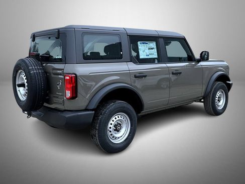 New 2025 Ford Bronco 4-Door image 5