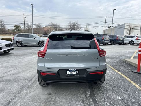 New 2026 Volvo XC40 B5 Plus w/ Protection Package Premier image 7