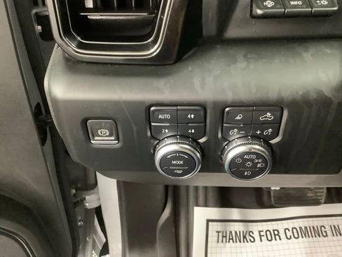 Used 2024 GMC Sierra 3500 AT4 w/ AT4 Premium Plus Package AWD/4WD image 14