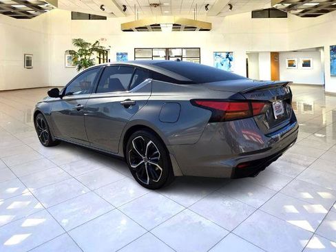 Certified 2023 Nissan Altima 2.5 SR FWD image 7