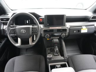 New 2025 Toyota 4Runner TRD Off-Road video 2