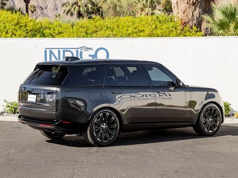 Used 2023 Land Rover Range Rover Long Wheelbase SE AWD/4WD image 6