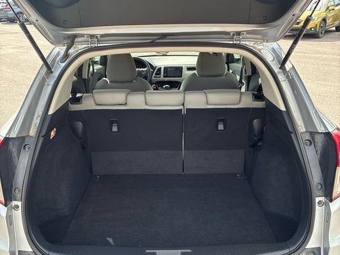 Used 2019 Honda HR-V EX image 28