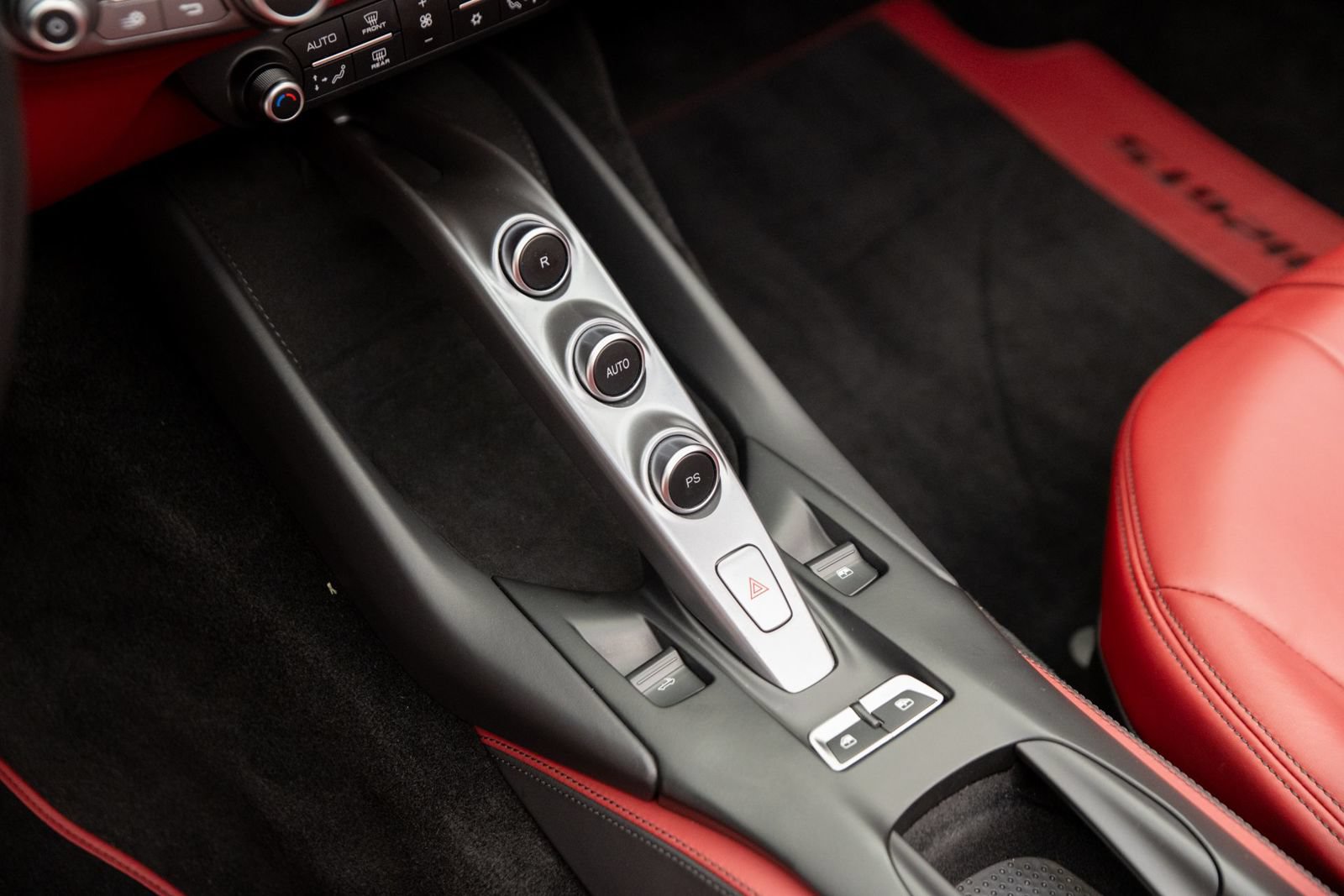 Used 2021 Ferrari 812 GTS RWD image 26