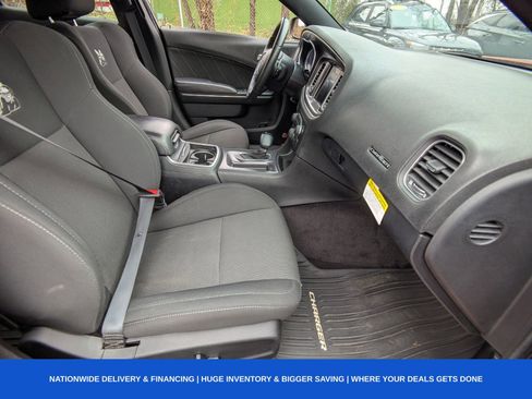 Used 2016 Dodge Charger R/T Scat Pack w/ Beats Audio Group image 15