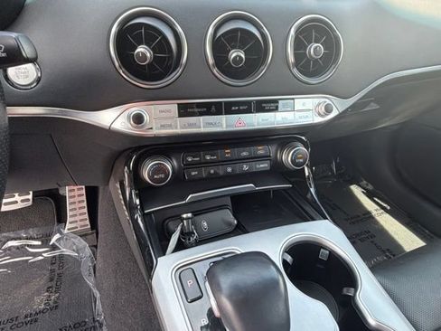 Used 2020 Kia Stinger GT2 image 28