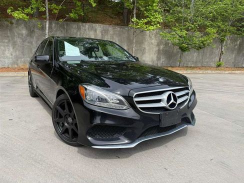 Used 2014 Mercedes-Benz E 350 4MATIC Sedan image 1