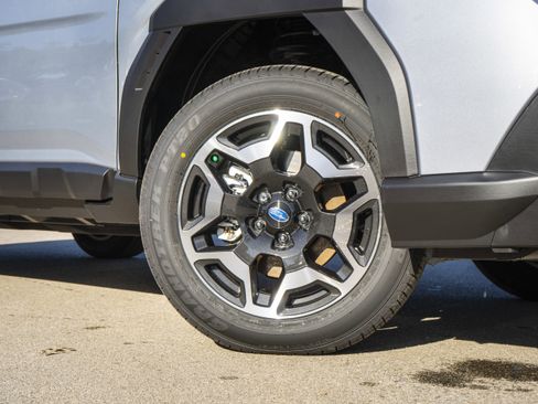 New 2026 Subaru Outback Touring image 2