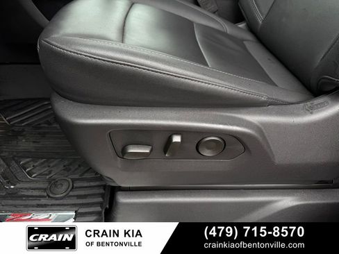 Used 2025 Chevrolet Silverado 1500 RST AWD/4WD image 12