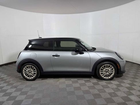 Certified 2025 MINI Cooper S image 7