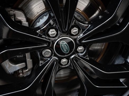 Used 2023 Land Rover Range Rover Evoque S image 8