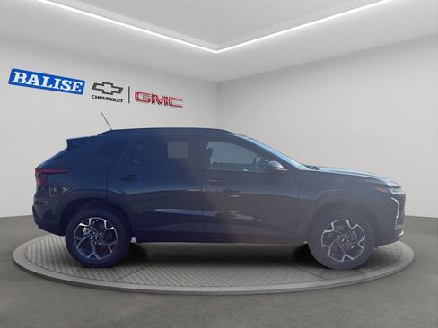 New 2026 Chevrolet Trax LT w/ LT Convenience Package image 5