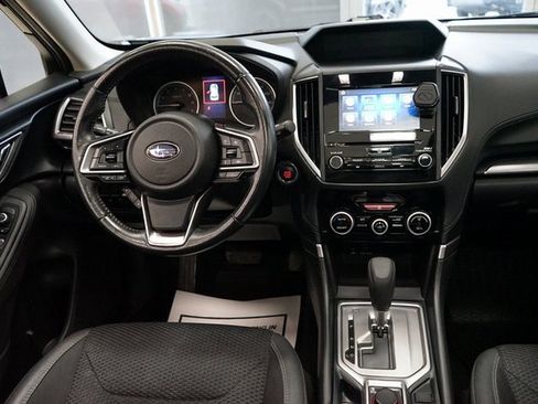 Used 2019 Subaru Forester Premium image 11