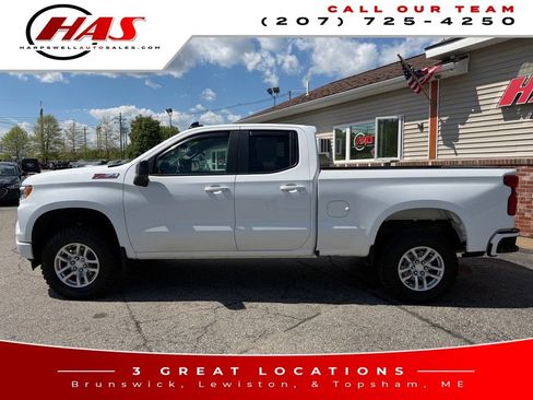 Used 2024 Chevrolet Silverado 1500 RST w/ Z71 Off-Road Package AWD/4WD image 3
