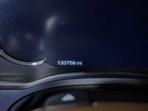 Used 2017 Cadillac Escalade Platinum image 20