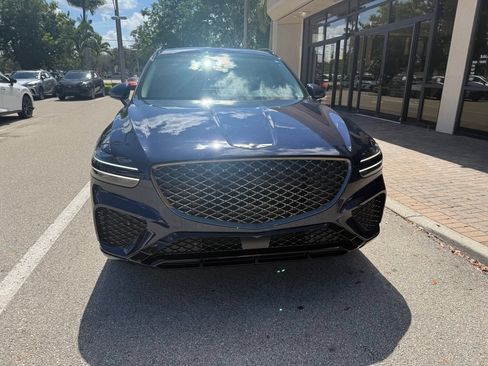 Used 2022 Genesis GV70 3.5T Sport w/ Sport Advanced Package AWD/4WD image 3