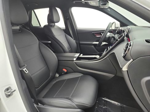 Certified 2026 Mercedes-Benz GLC 300 image 19