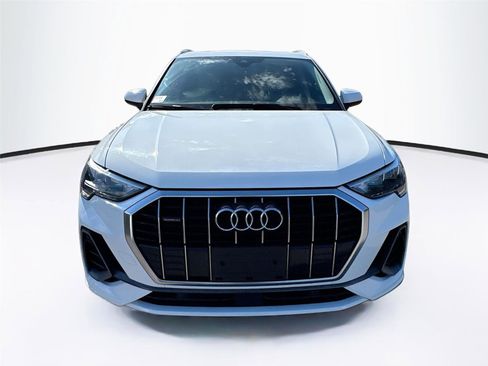 Used 2021 Audi Q3 2.0T Premium w/ Convenience Package image 2