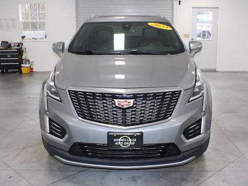 Used 2023 Cadillac XT5 Premium Luxury image 3