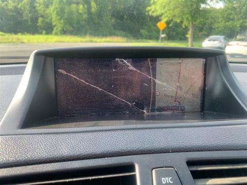 Used 2009 BMW 135i Convertible image 22