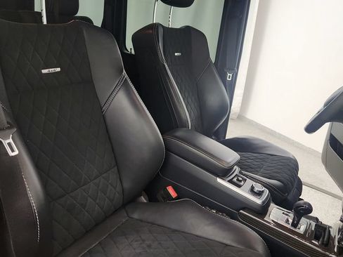 Used 2017 Mercedes-Benz G 550 Squared image 35