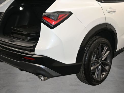 Certified 2025 Acura ADX A-Spec image 29