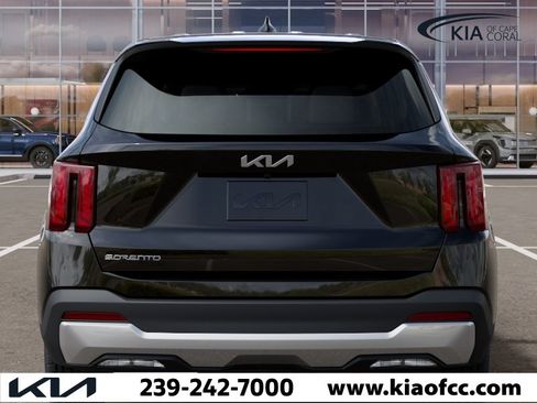 New 2026 Kia Sorento LX FWD image 13