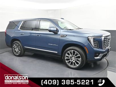 New 2026 GMC Yukon Denali w/ Sun & Power Step Package