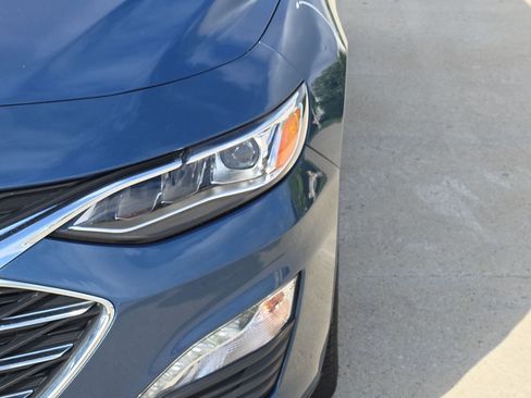 Used 2024 Chevrolet Malibu LT FWD image 11