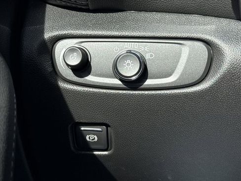 New 2026 Chevrolet Blazer LT w/ Convenience Package image 17