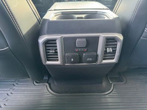 Used 2022 Ford F350 Platinum w/ FX4 Off-Road Package image 23