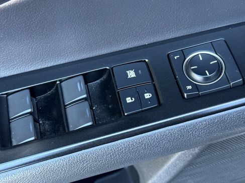 Used 2021 Lexus UX 200 w/ Accessory Package (Z1) FWD image 13