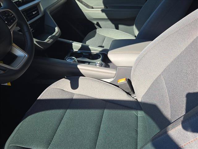 New 2027 Ford Explorer Active RWD image 4