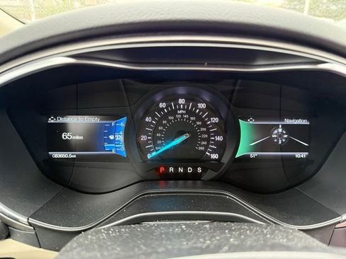 Used 2020 Ford Fusion SE AWD/4WD image 5