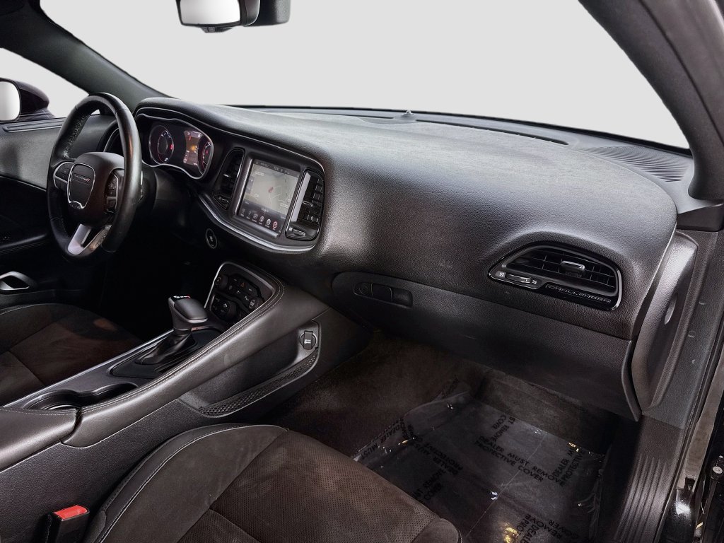 Used 2015 Dodge Challenger R/T Scat Pack w/ Leather Interior Group RWD image 38