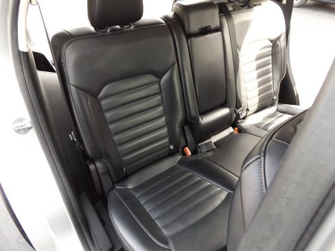Used 2017 Ford Edge SEL w/ Equipment Group 201A AWD/4WD image 21