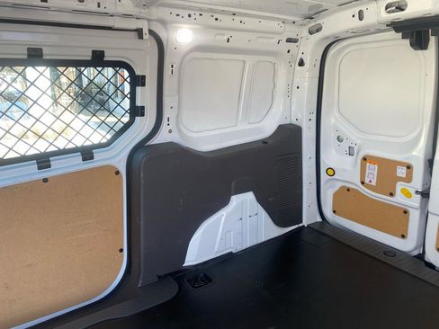 Used 2022 Ford Transit Connect XL image 10