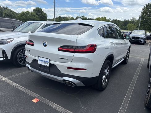 Used 2025 BMW X4 xDrive30i AWD/4WD image 10