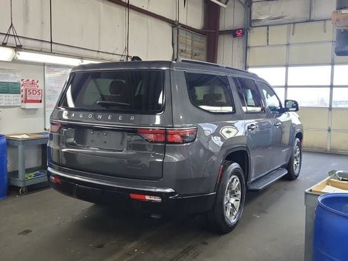 Used 2024 Jeep Wagoneer 4WD w/ HD Trailer Tow Package image 2