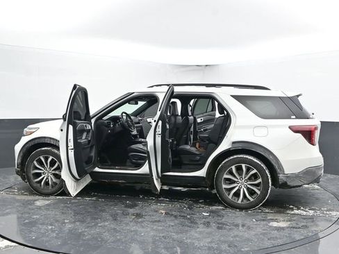 Used 2021 Ford Explorer ST w/ Premium Technology Package image 57