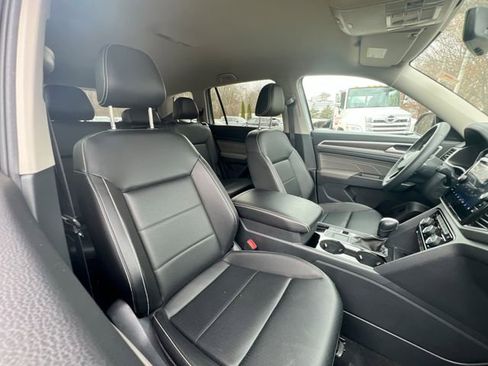 Certified 2023 Volkswagen Atlas SE image 24