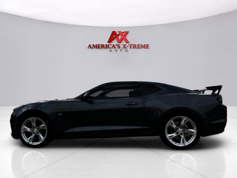 Used 2019 Chevrolet Camaro SS image 2