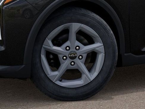 New 2025 Kia K4 LXS image 13